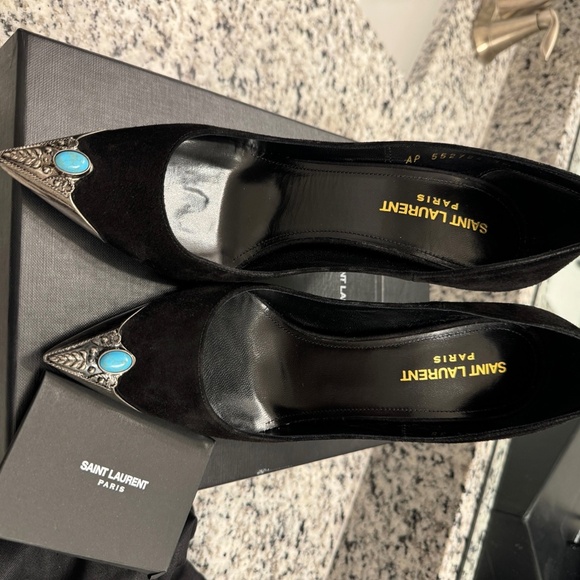 Saint Laurent Black Metal Turquoise Cap Toe Pointed Pumps. - Picture 1 of 6